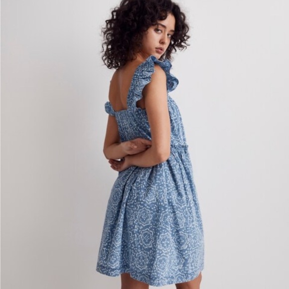 Flutter-Sleeve Ruffle Mini Dress in Flora Medallion - Picture 2 of 7